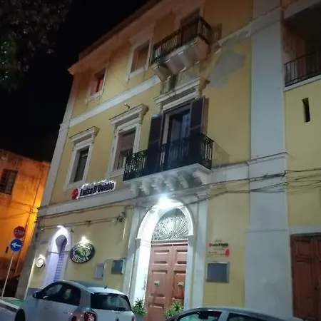 Il Balcone Sulla Piazza